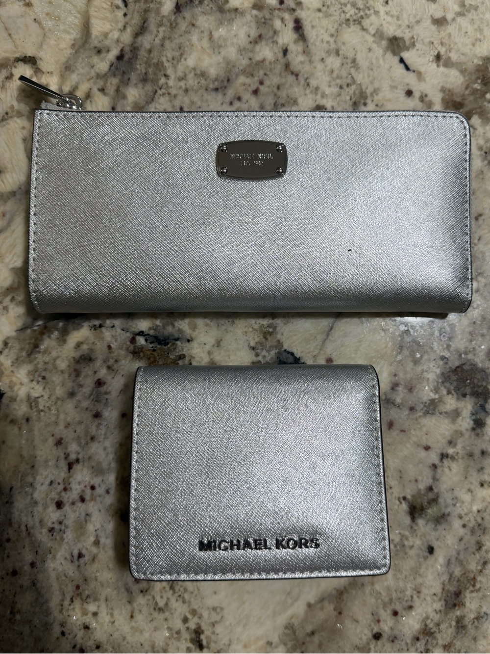 Michael Kors Silver Wallet & Card Holder Set of 4 with 2 Phone Card Pockets NWT